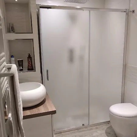 Il Letto Sotto Il Tetto Apartment